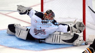 竟彩网首页|8500万先生再演吐饼悲剧！曼联新援单刀两失天成更衣室裂痕？