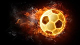 【中国竞彩网】国足左后卫危机现转机？24岁华裔新星主动示好，足协态度成关键