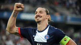 竞彩网：国际足联正式处罚阿尔及利亚足协因球迷骚乱事件课以十万美元罚款